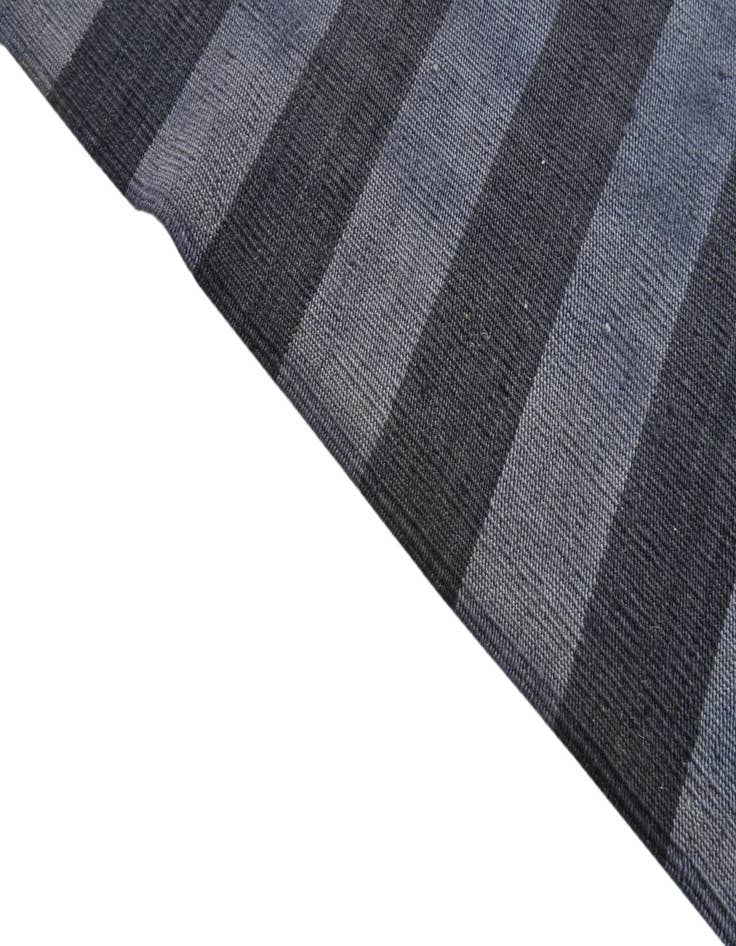 Detail image of 7' 10 x 9' 8  Hand Woven Kilim Modern Wool Rug