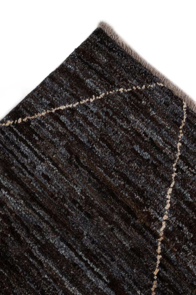 5' 2 x 7' 7 Hand Knotted Moroccan Wool Rug