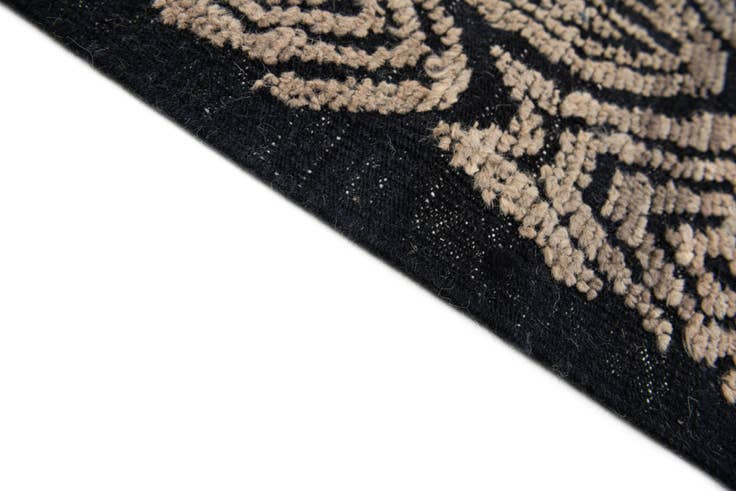 Detail image of 9' x 12' 5 Hand Knotted Darya Wool Rug