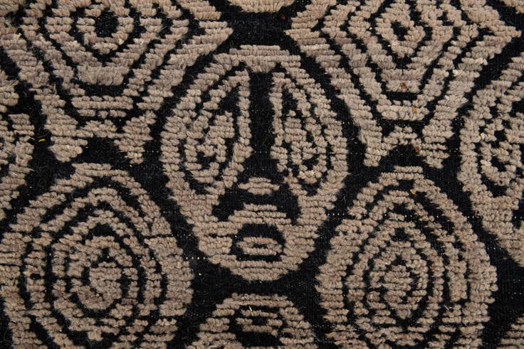 Detail image of 9' x 12' 5 Hand Knotted Darya Wool Rug