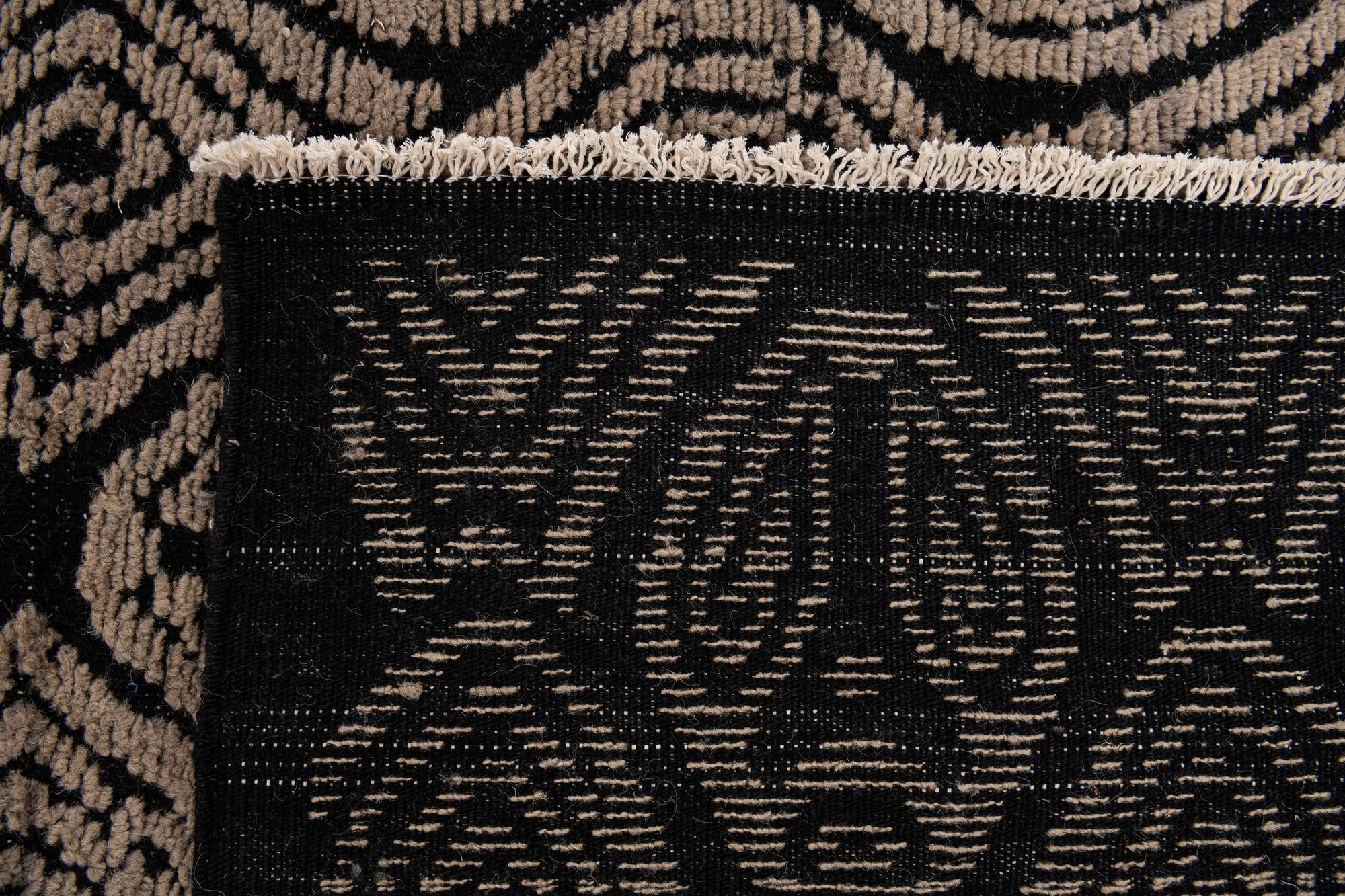 9' x 12' 5 Hand Knotted Darya Wool Rug