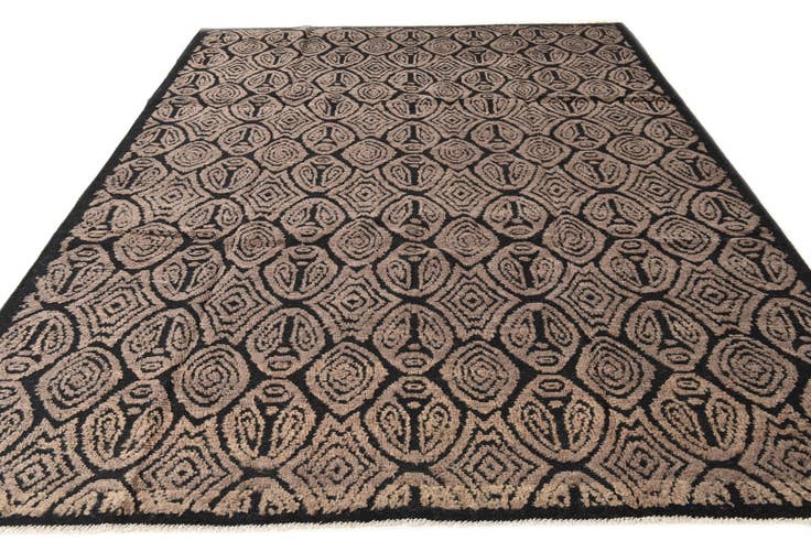 Detail image of 8' 2 x 10' 5 Hand Knotted Darya Wool Rug