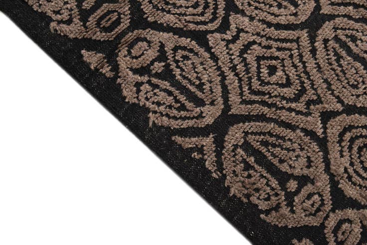 Detail image of 8' 2 x 10' 5 Hand Knotted Darya Wool Rug