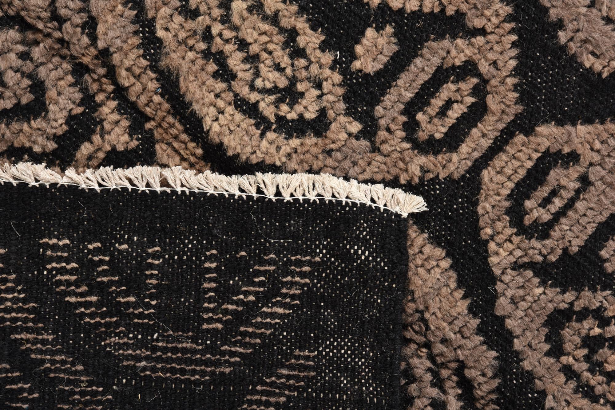8' 2 x 10' 5 Hand Knotted Darya Wool Rug