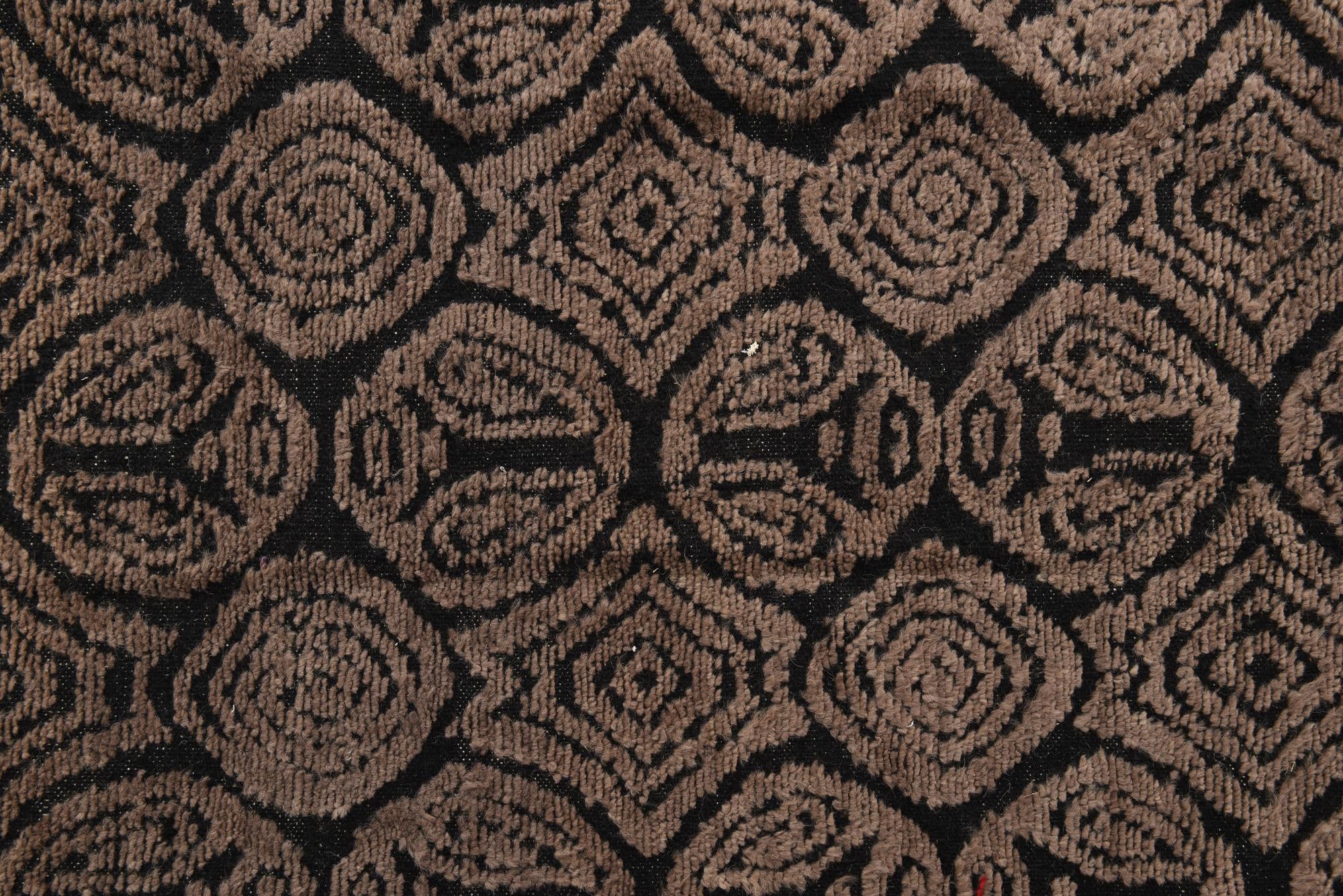 8' 4 x 11' Hand Knotted Darya Wool Rug