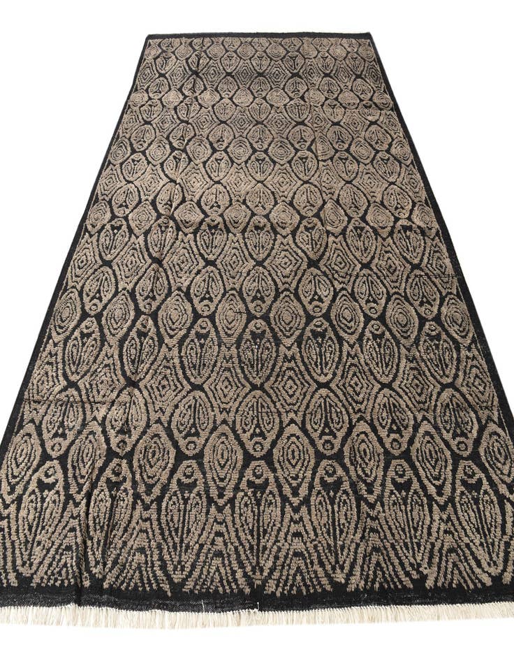 Detail image of 8' 8 x 12' 3  Hand Knotted Darya Wool Rug