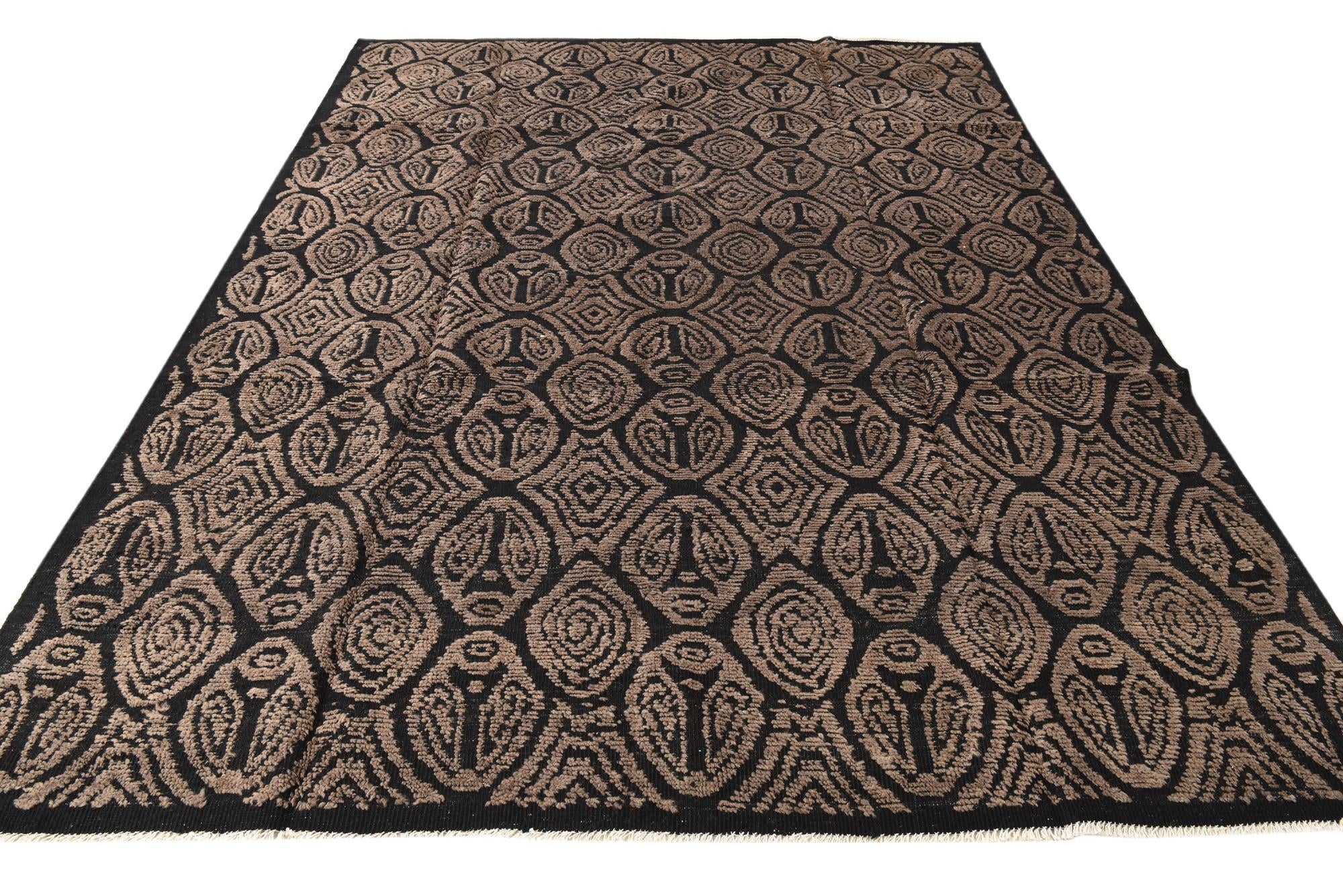 7' 10 x 10' 4 Hand Knotted Darya Wool Rug
