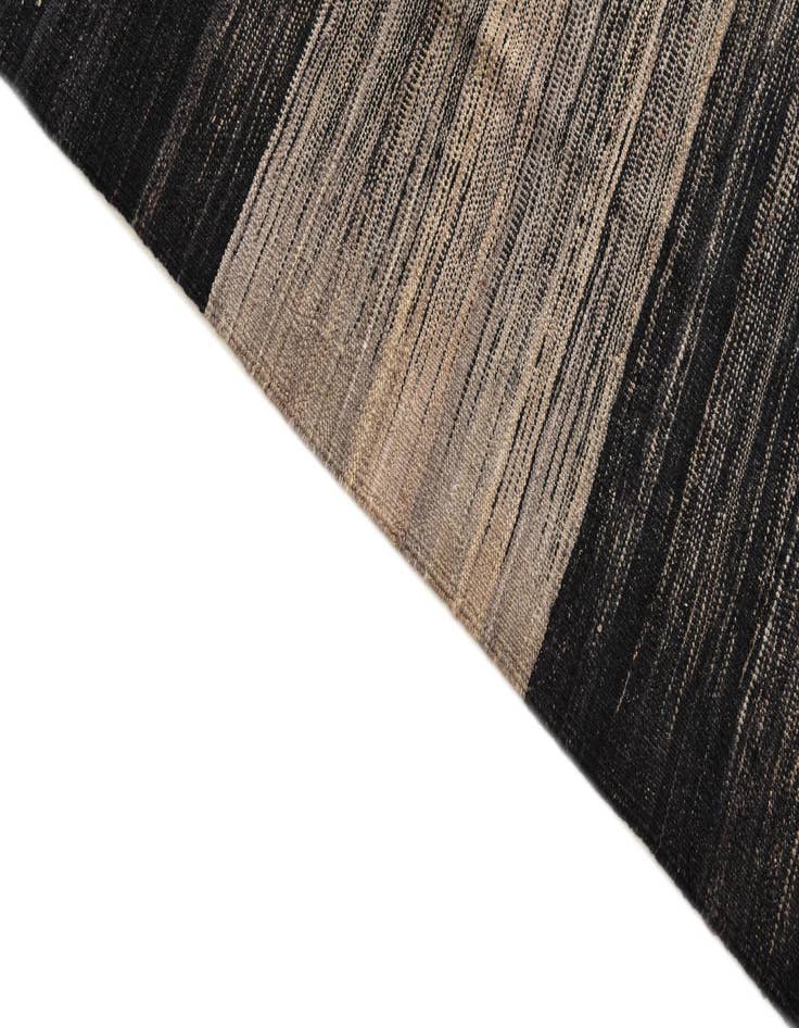 Detail image of 8' 4 x 9' 9  Hand Woven Kilim Modern Wool Rug