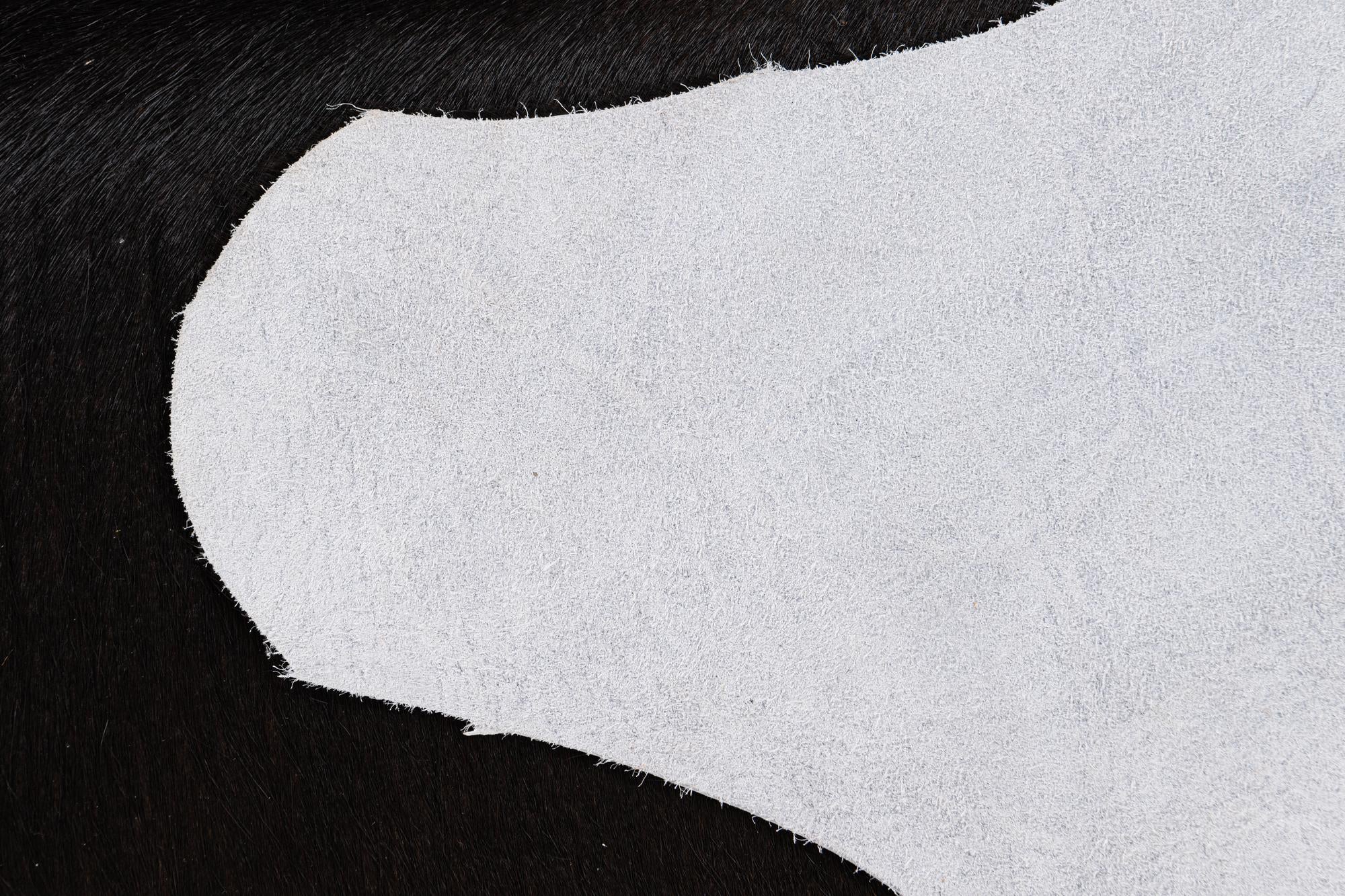 7' 2 x 7' 6 Cowhide Leather Freeform Rug