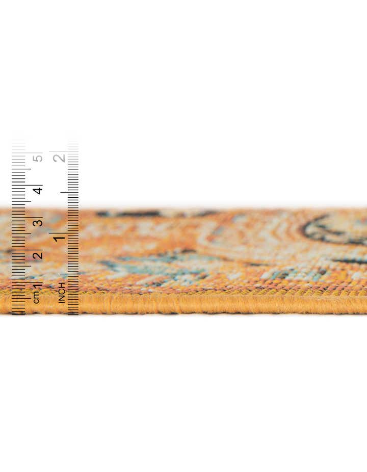 2' x 8' Easy-Clean Traditional Indoor / Outdoor Runner Rug