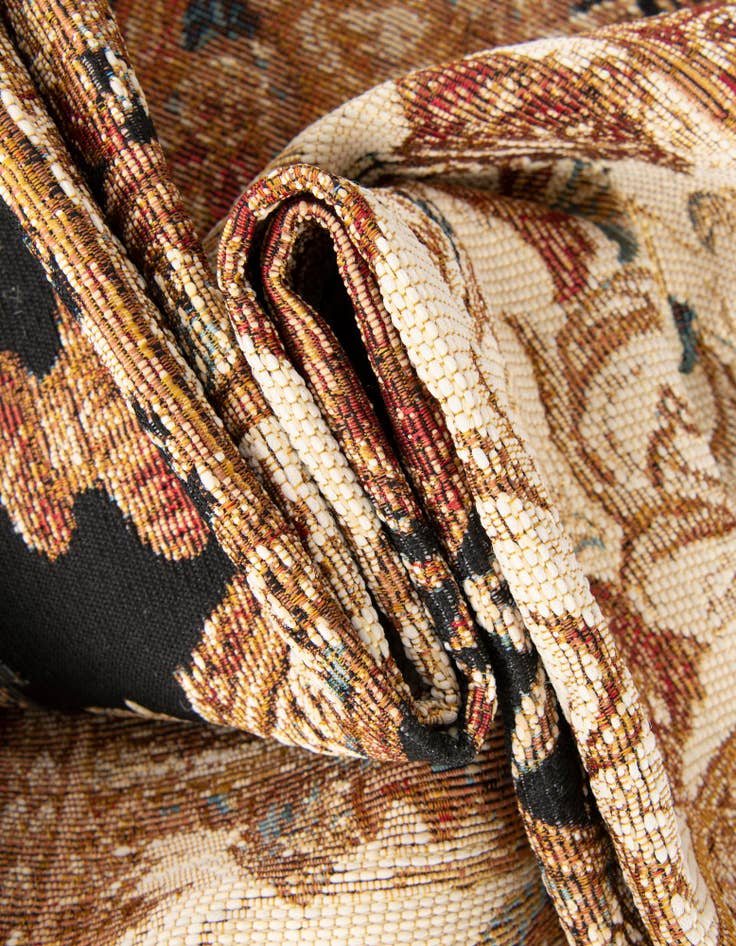 Detail image of 10' x 10'  Washable Traditional Indoor / Outdoor Square Rug