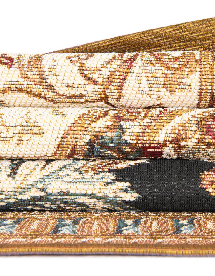 Detail image of 10' x 10'  Washable Traditional Indoor / Outdoor Square Rug