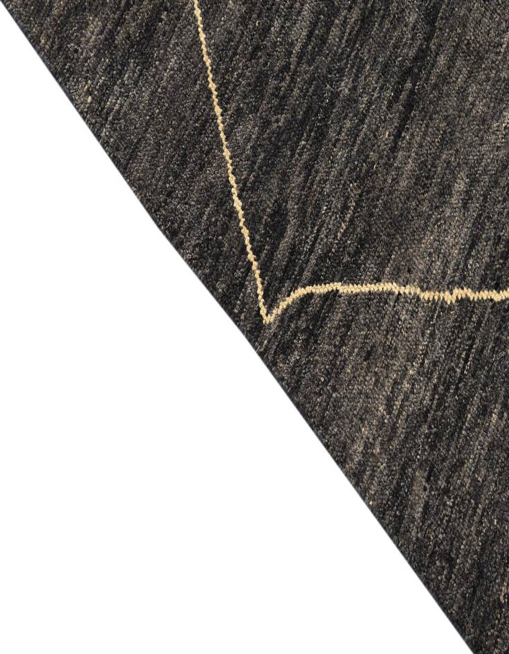 Detail image of 6' 5 x 10'  Hand Knotted Darya Wool Rug