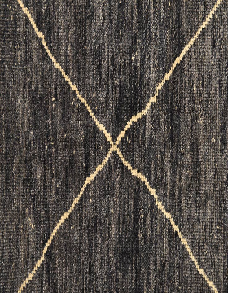 Detail image of 6' 5 x 10'  Hand Knotted Darya Wool Rug