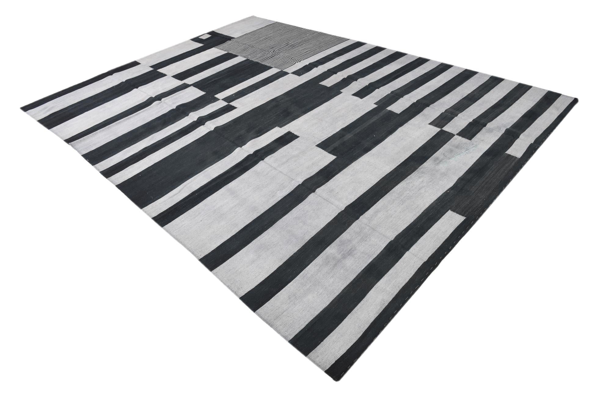 8' 3 x 11' 2 Hand Woven Kilim Modern Wool Rug