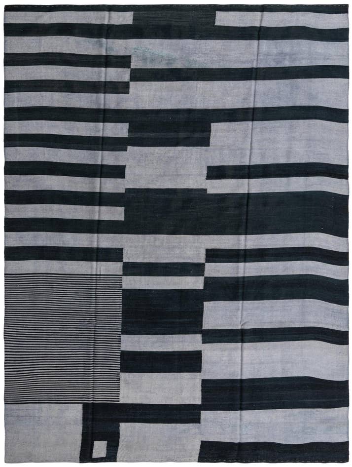 Detail image of 8' 3 x 11' 2 Hand Woven Kilim Modern Wool Rug