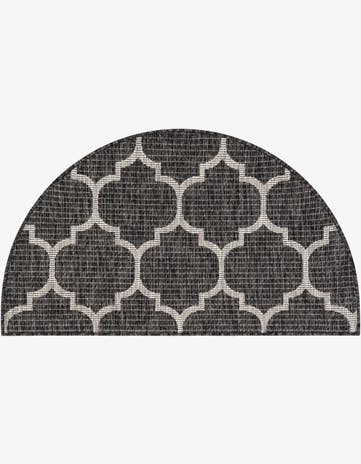 2' 2 x 3' 7 Easy-Clean Lattice Indoor / Outdoor Hearth Rug