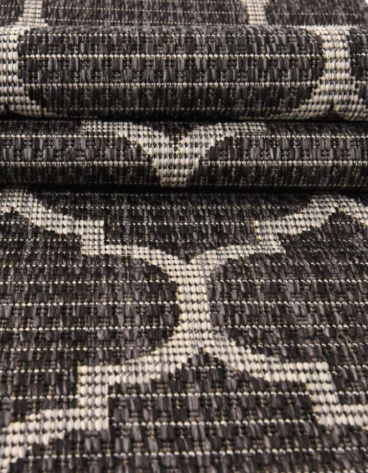3' x 6' Easy-Clean Trellis Indoor / Outdoor Hearth Rug