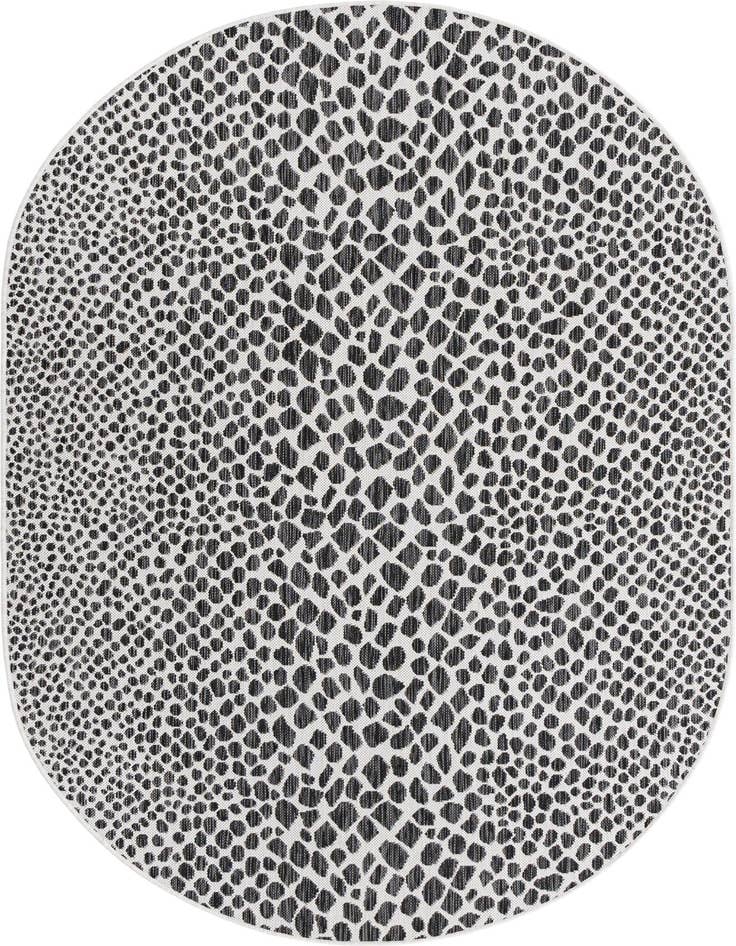 Detail image of 5' 3 x 8' Easy-Clean Jill Zarin Cape Town Indoor / Outdoor Oval Rug