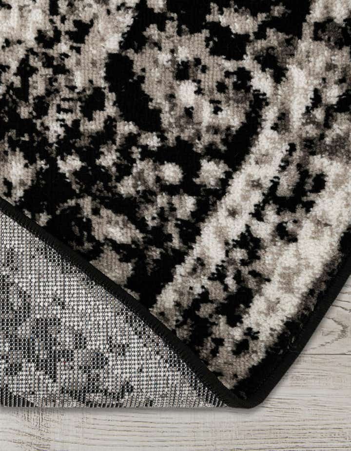 2' x 3' 1 Monte Carlo Oval Rug
