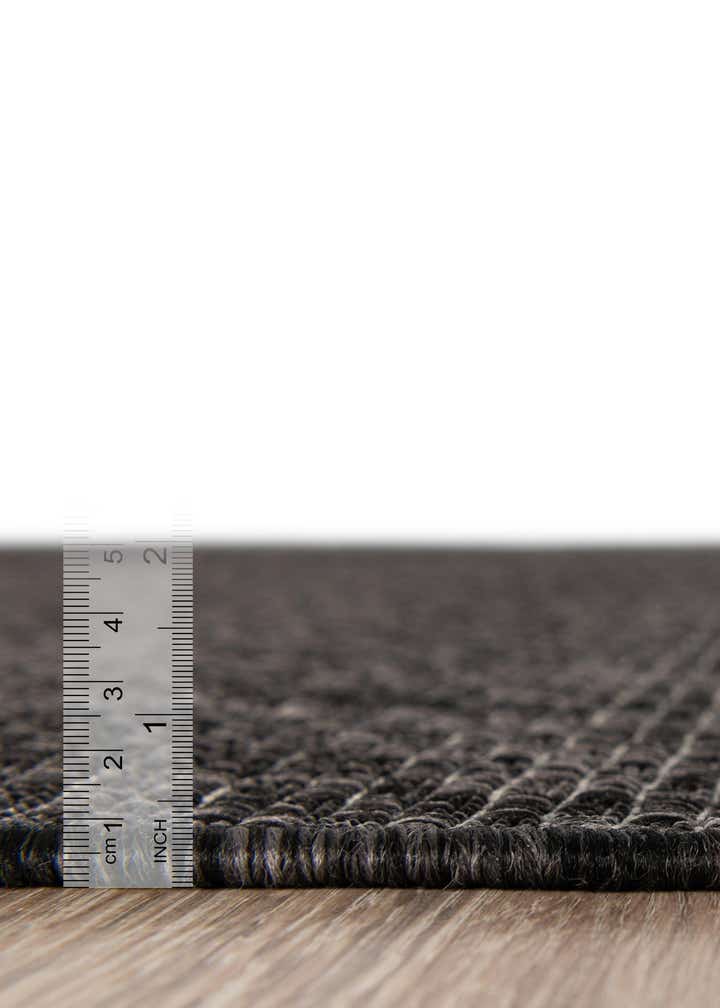 5' 3 x 8' Easy-Clean Solid Indoor / Outdoor Oval Rug
