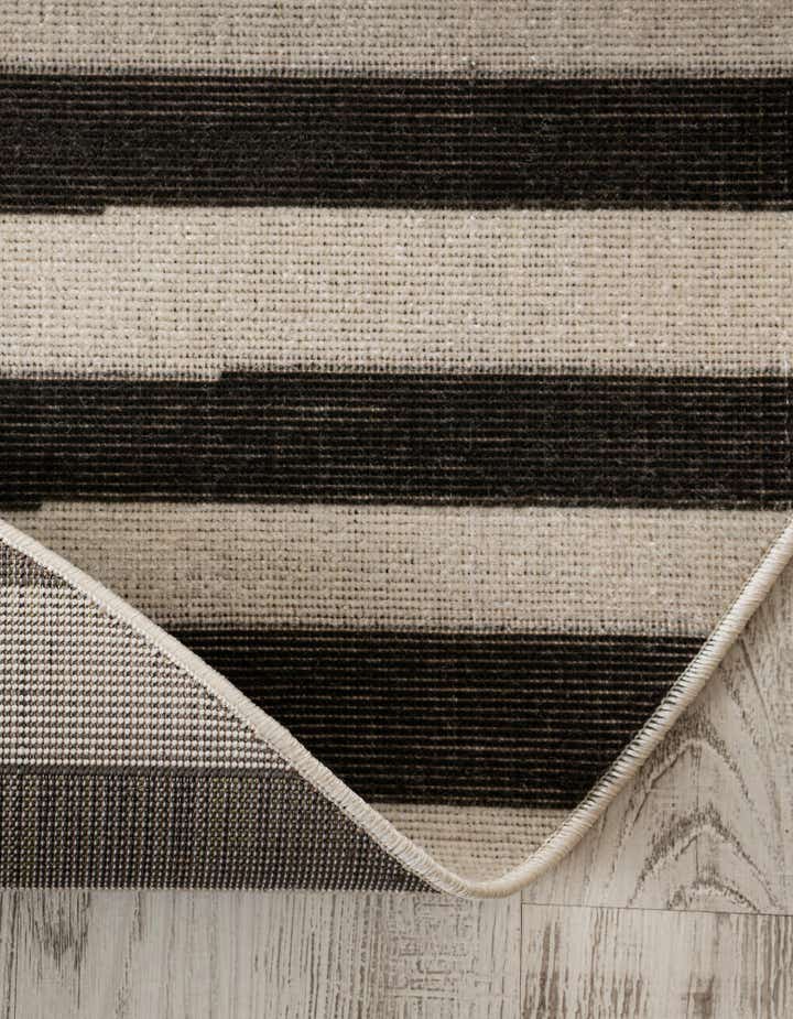 5' x 8' SoHo Oval Rug
