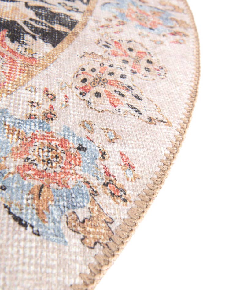 Detail image of 2' x 3' 1 Washable Timeless Oval Rug
