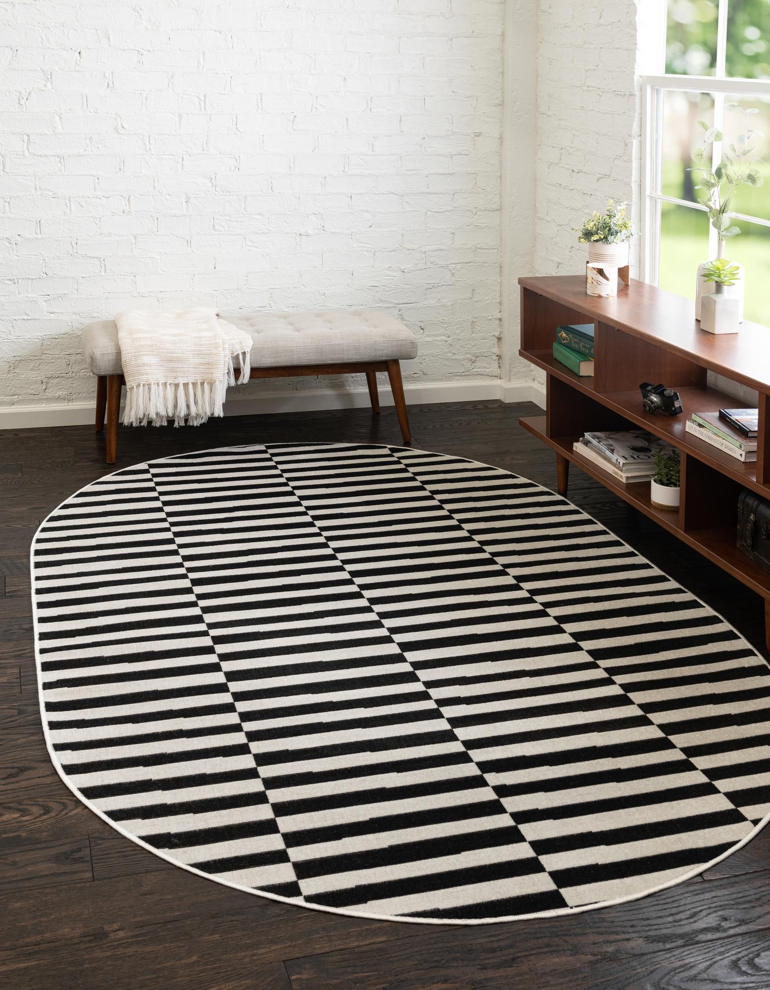5' x 8' Tribeca Oval Rug