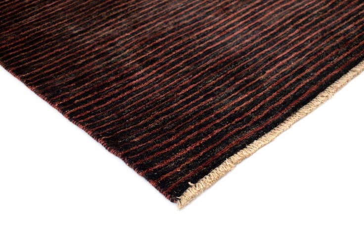 Detail image of 4' x 5' 10 Aatish Wool Rug