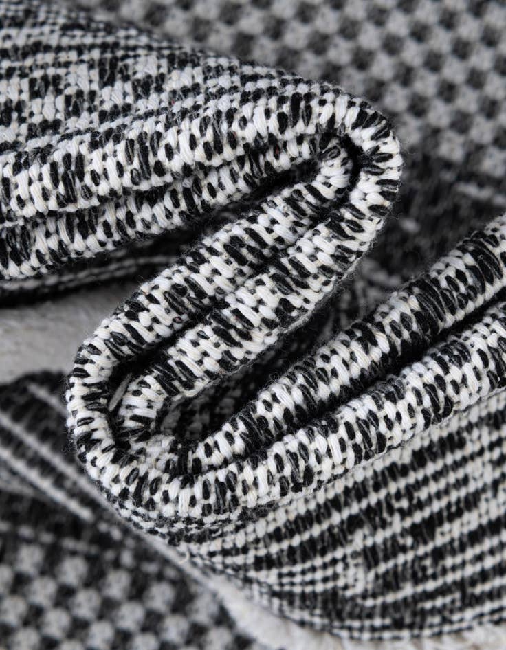 Detail image of 9' 10 x 12' Abbey Rug