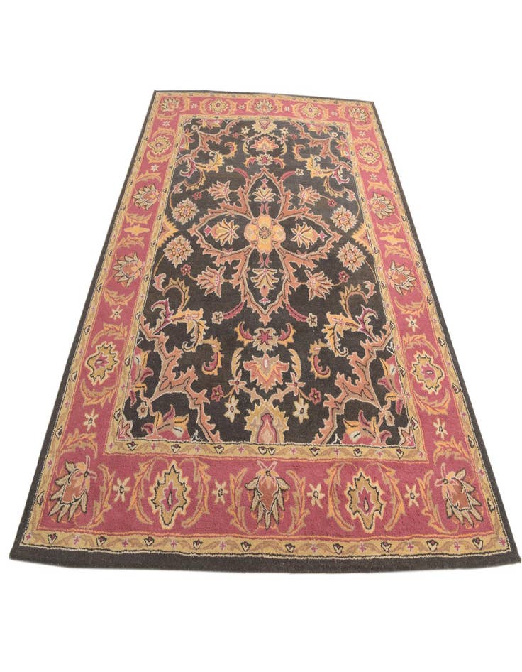 Detail image of 7' 10 x 9' 10 Agra Rug
