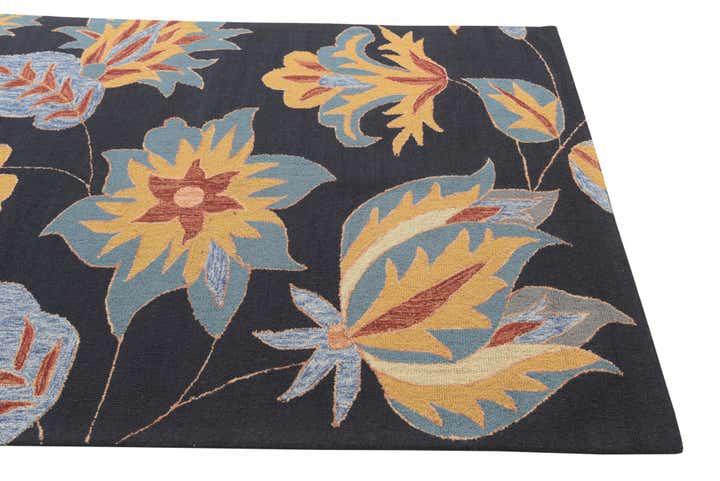 5' x 8' Agra Wool Rug