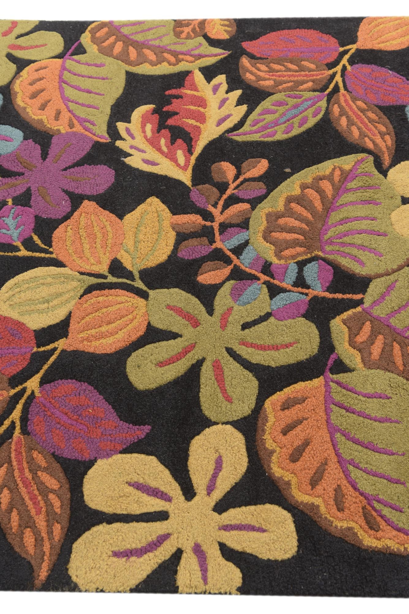 4' 1 x 7' 8 Agra Wool Rug