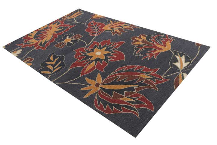 5' x 7' 10 Agra Wool Rug