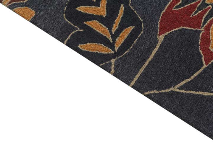5' x 7' 10 Agra Wool Rug