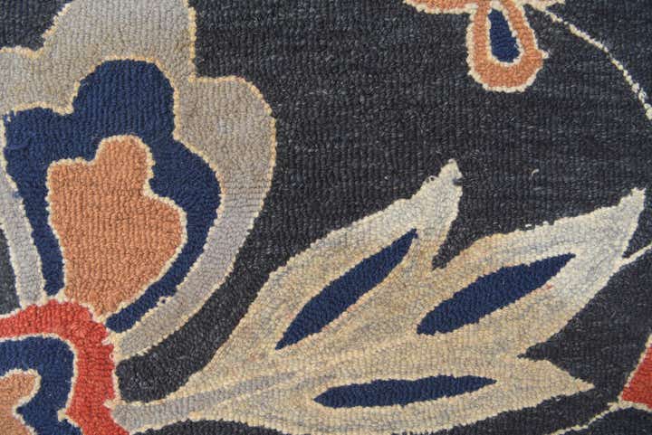 5' x 8' Agra Wool Rug