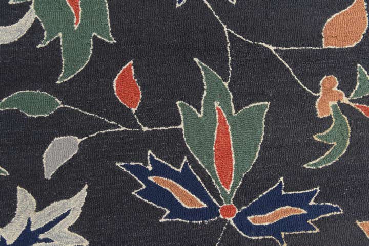 5' x 8' Agra Wool Rug