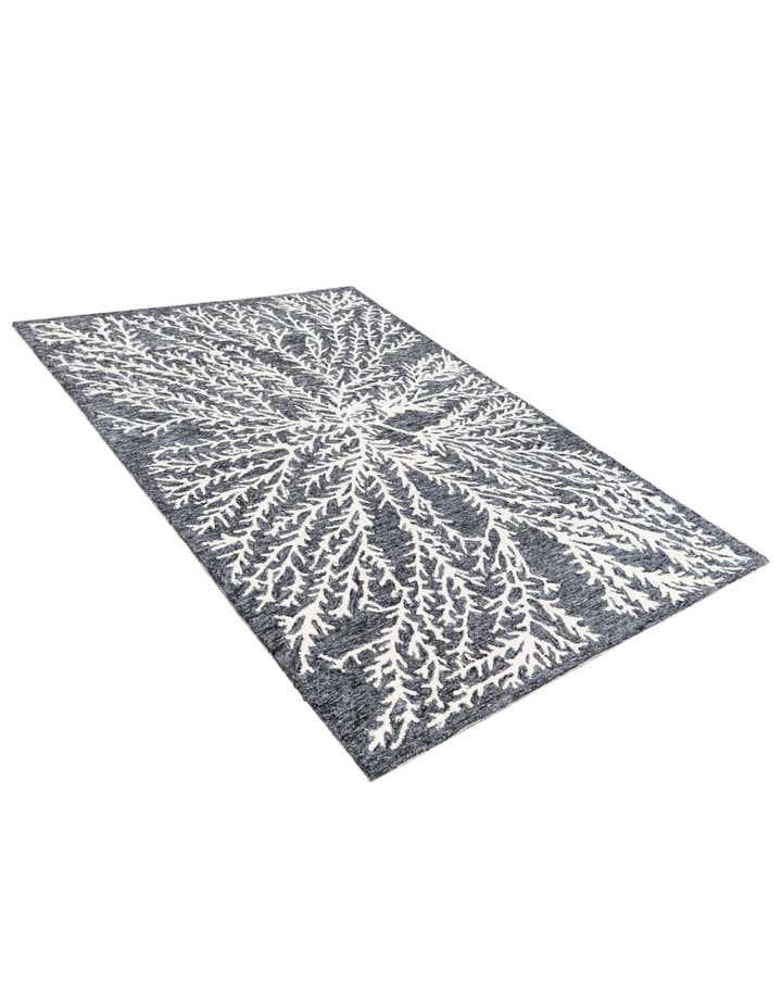 4' 1 x 6' Agra Wool Rug