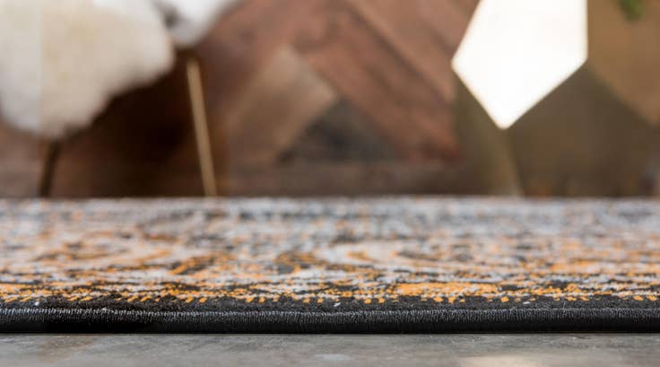 Detail image of 7' x 10' Ankara Rug