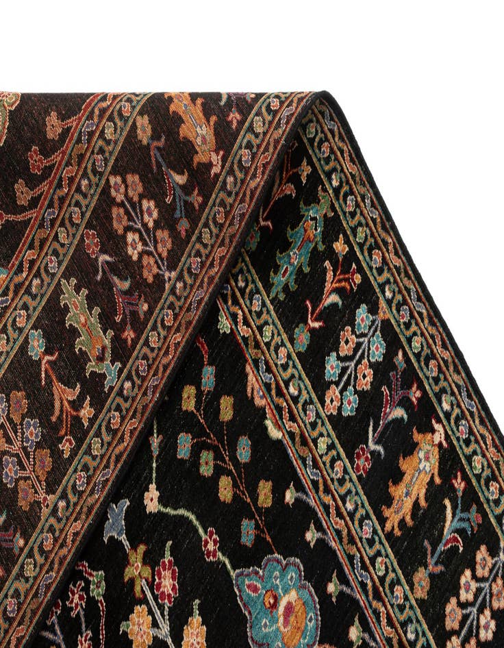Detail image of 6' 11 x 9' 8 Ariana Ziegler Wool Rug
