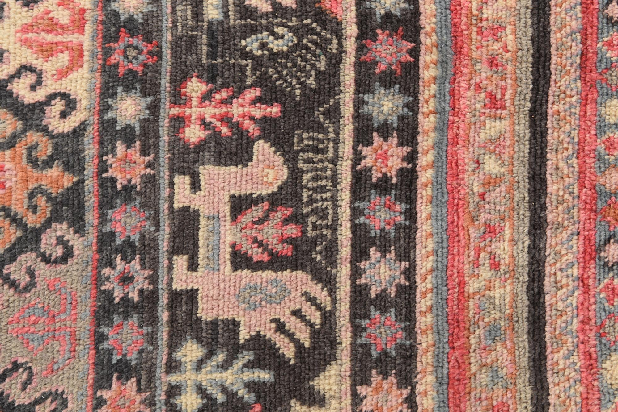 5' 6 x 9' 3 Hand Knotted Ariana Ziegler Rug