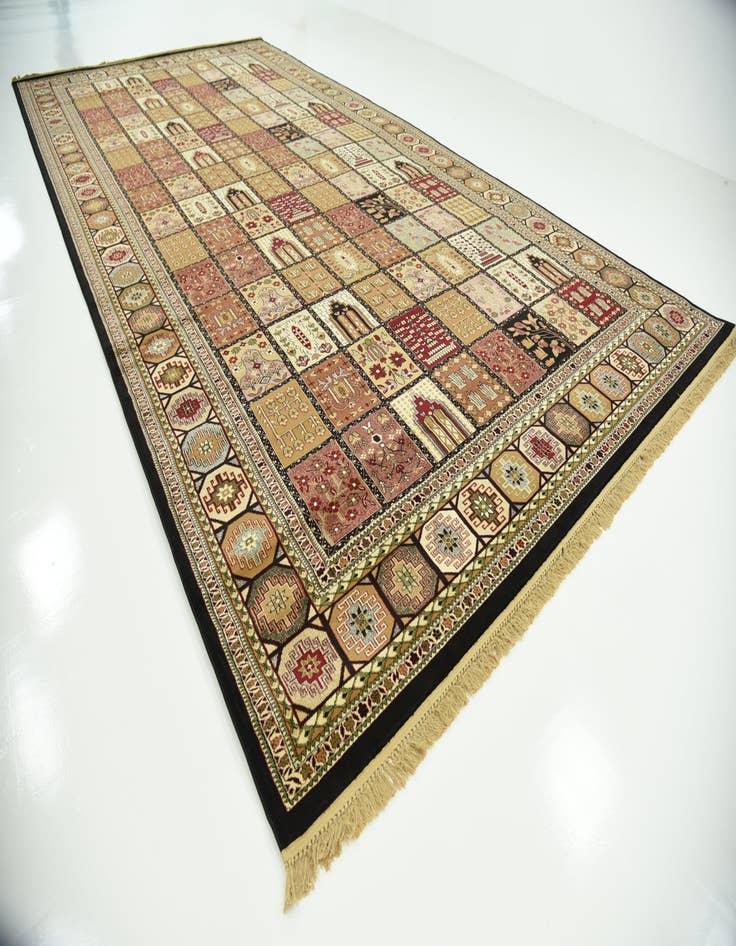 Detail image of 10' x 19' 7 Bakhtiar Rug