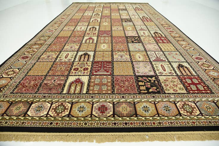 Detail image of 10' x 19' 7 Bakhtiar Rug