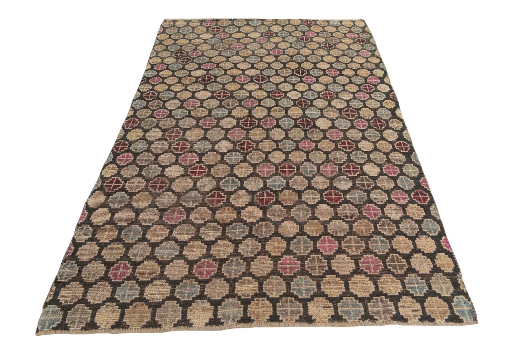 4' 10 x 8' Hand Knotted Balouch Wool Rug