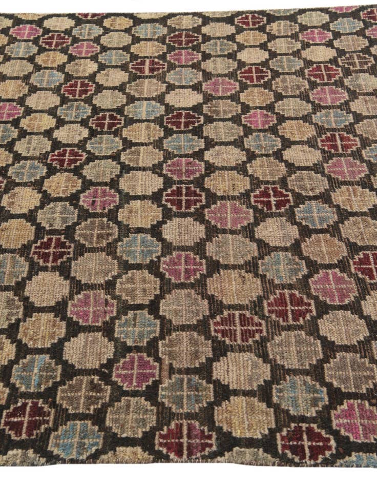 Detail image of 4' 10 x 8' Hand Knotted Balouch Wool Rug