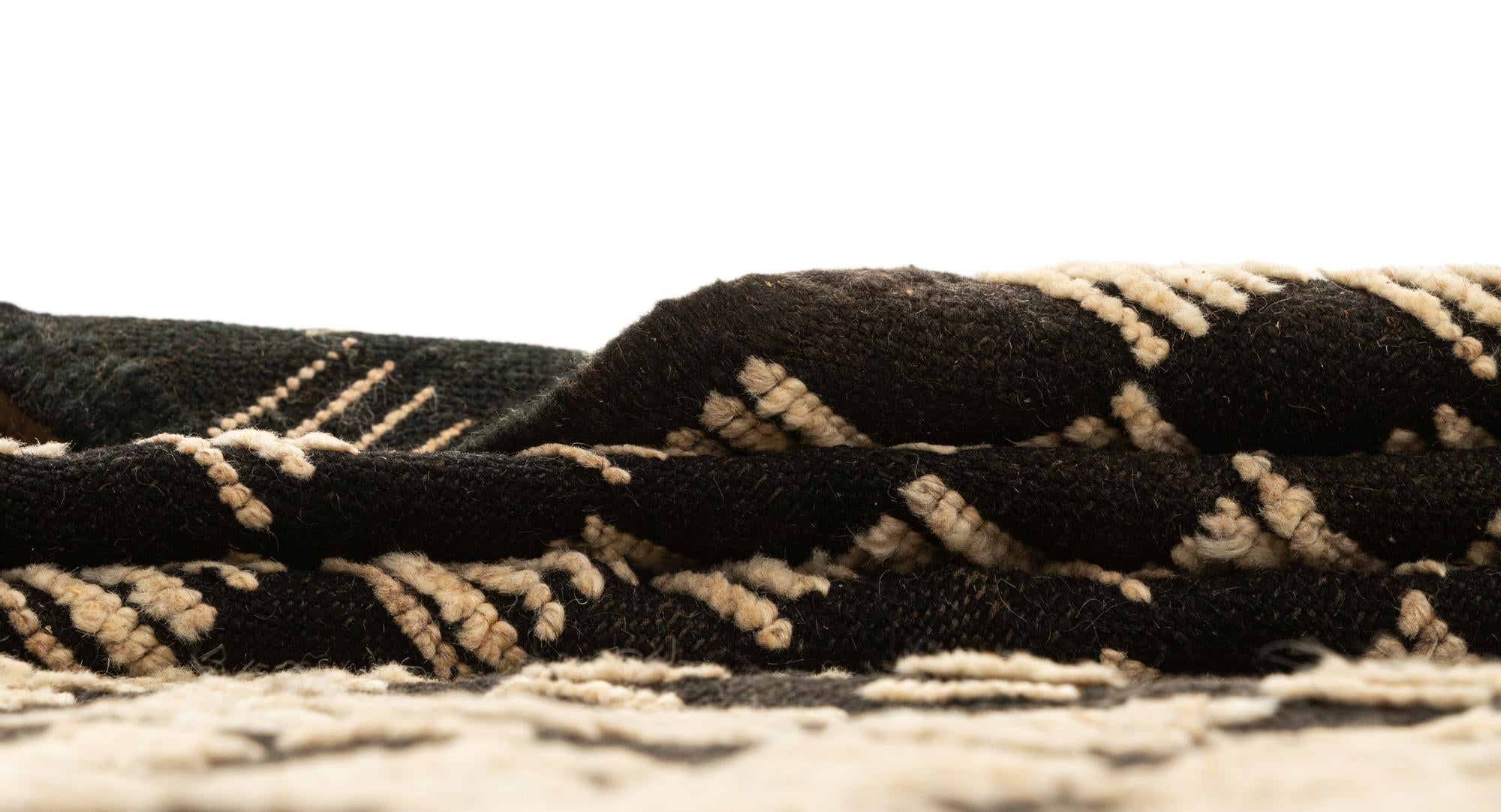9' 2 x 13' 5 Berber Rug