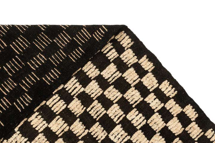 9' 2 x 13' 5 Berber Rug