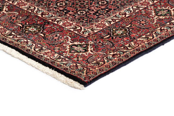 Detail image of 6' 11 x 9' 9 Bidjar Wool Rug