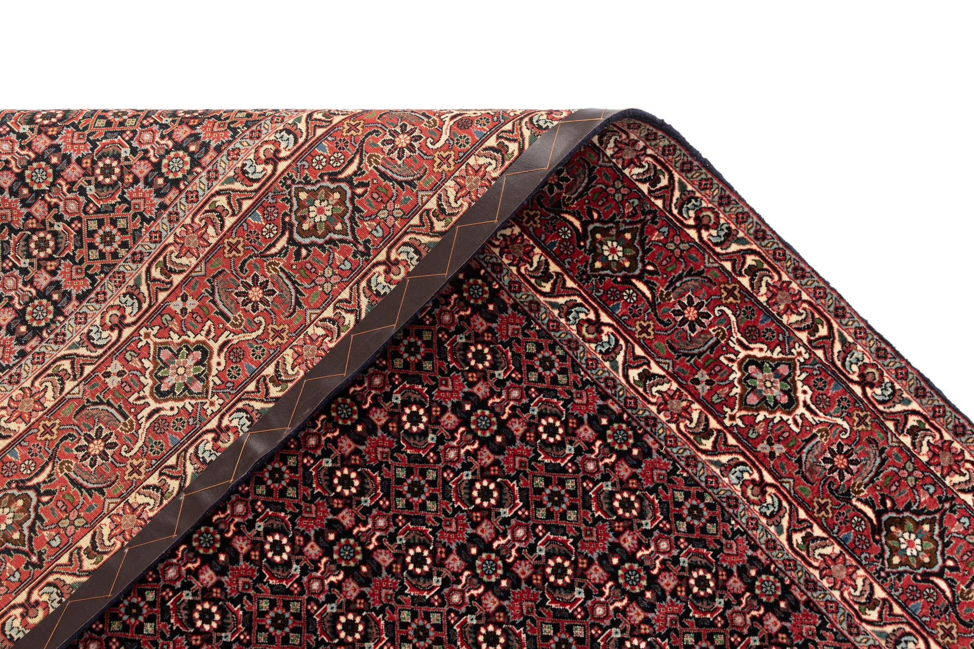 6' 11 x 9' 9 Bidjar Wool Rug