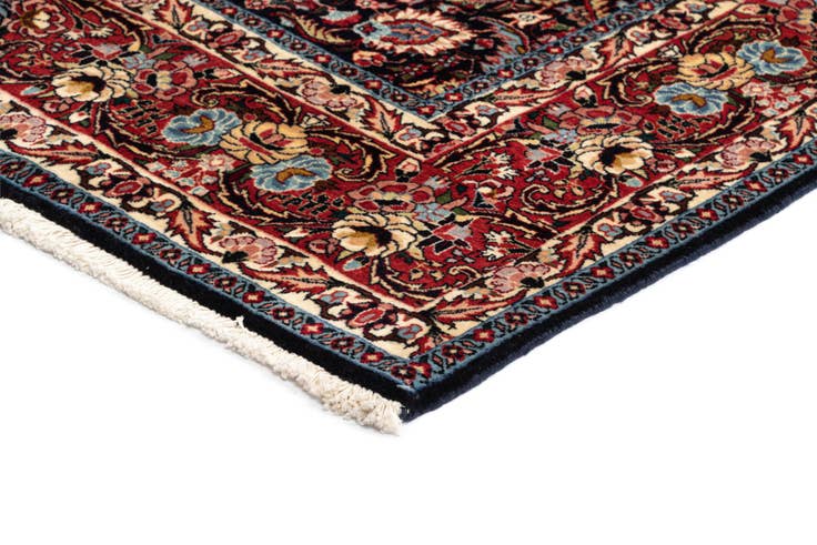 Detail image of 6' 8 x 9' 6 Bidjar Wool Rug